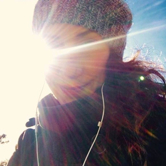 Meet your Posher, Allyson - Picture 1 of 1